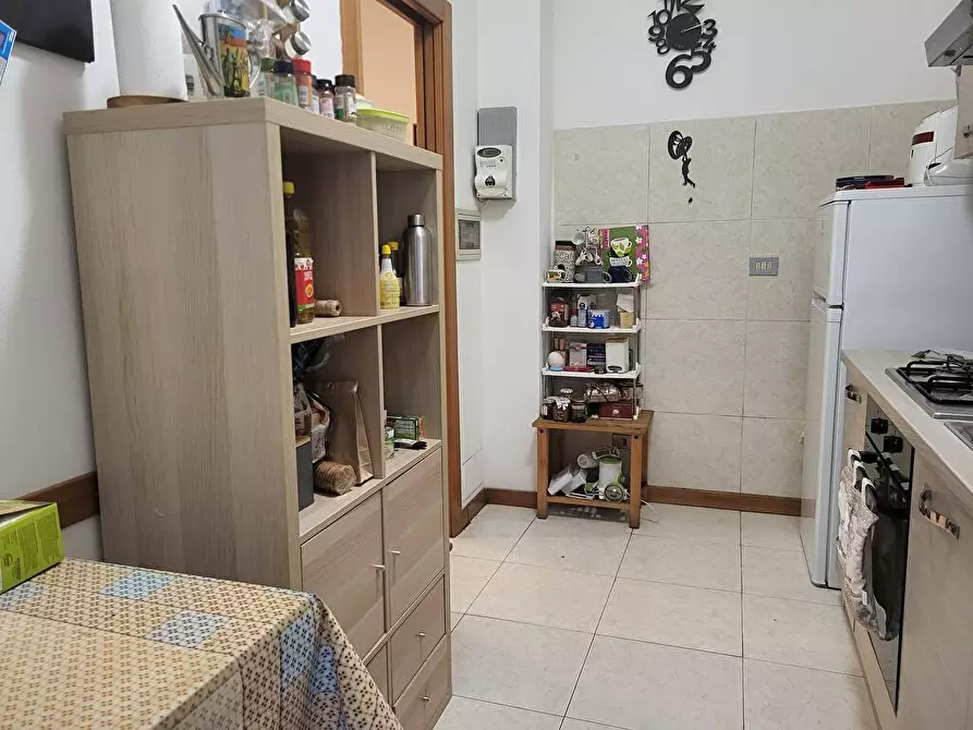 Immagine 5 di Abitazione tipica in affitto  in viale Massenzio Masia 20 a Como