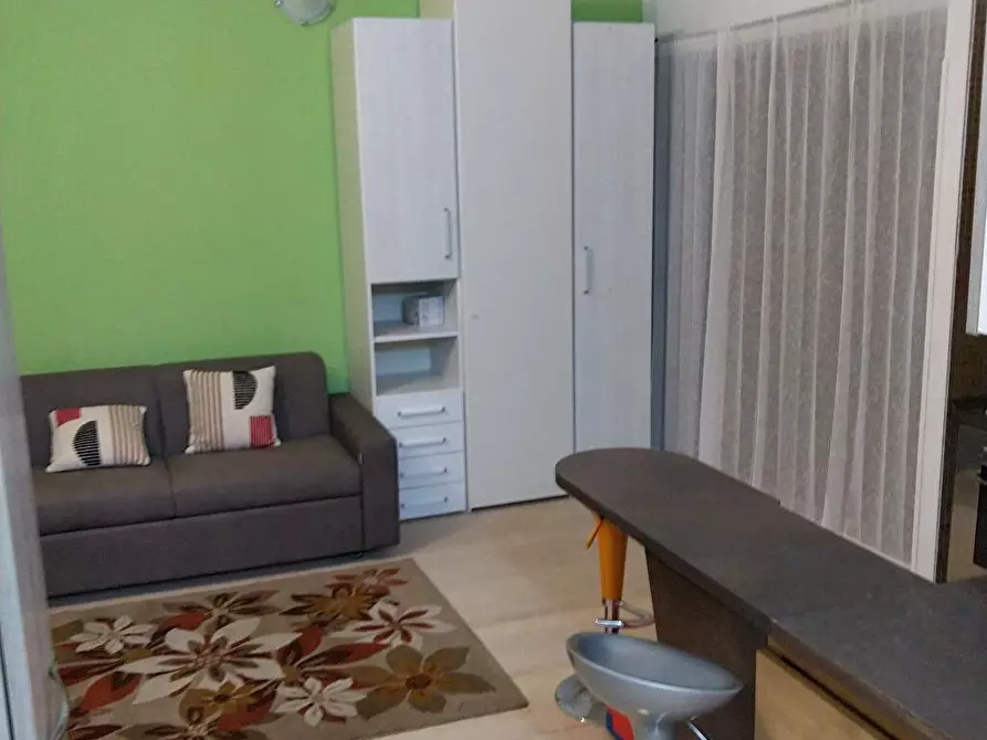 Immagine 1 di Appartamento in affitto  in Via Pietro Mascagni 152 a Roma