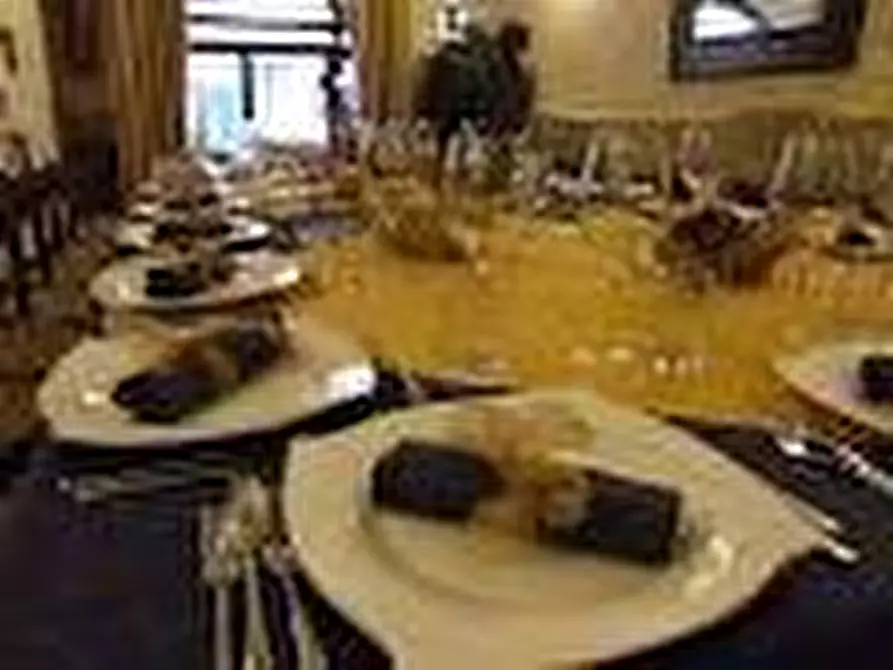 Immagine 3 di Attività commerciale in vendita  a Cefalù