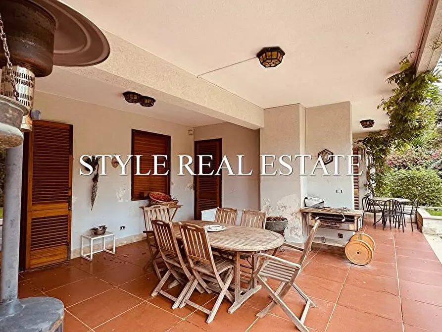 Immagine 3 di Appartamento in vendita  in VIA NECROPOLI GROTTICELLE a Siracusa