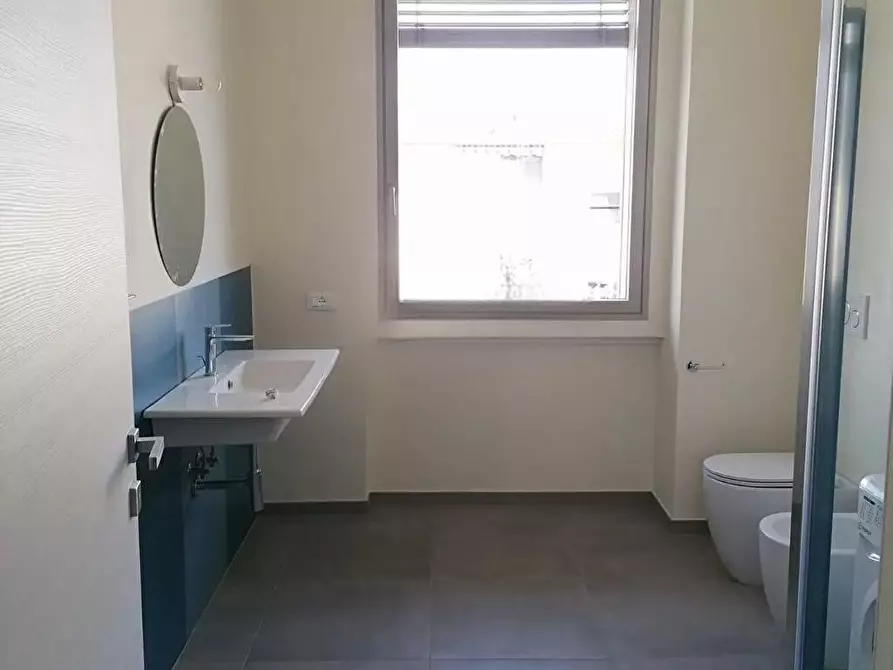 Immagine 8 di Appartamento in affitto  a Parma