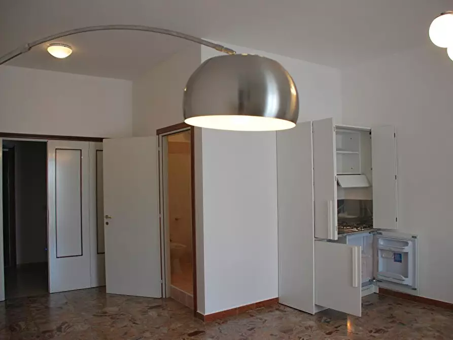 Immagine 2 di Camera in affitto  in via Cardinale Portanova 128 a Reggio Di Calabria