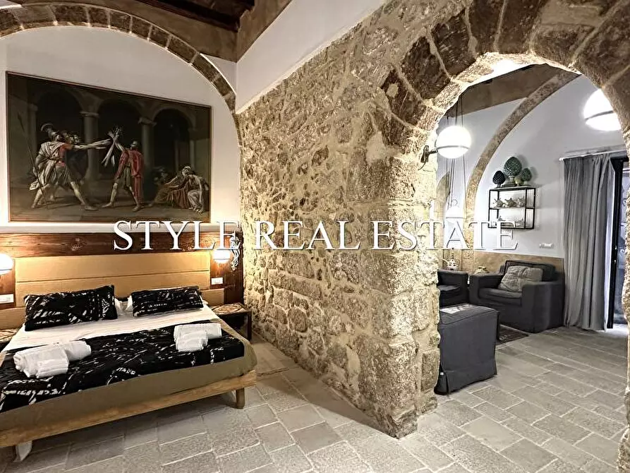 Immagine 1 di Appartamento in vendita  in VIA CASTELLO MANIACE a Siracusa