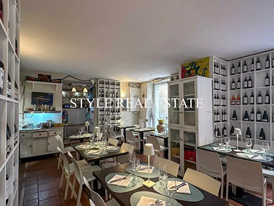 Immagine 29 di Bar / Ristorante in vendita  in Via Giuseppe Maria Capodieci 6 a Siracusa
