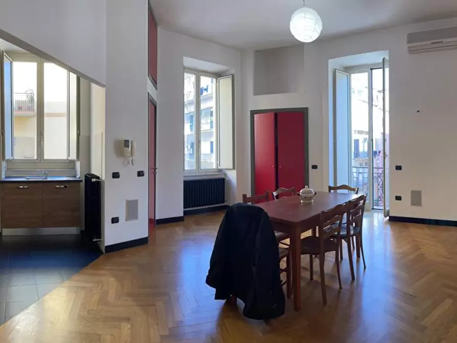 Immagine 2 di Stanza singola in affitto  in Via Torino 30 a Napoli