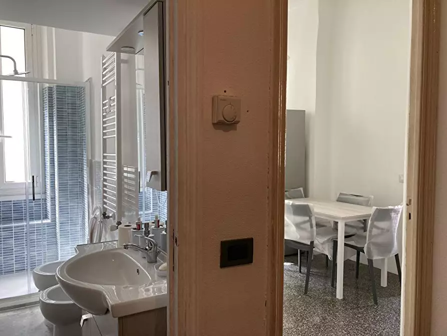 Immagine 6 di Appartamento in affitto  in VIA SAN BARTOLOMEO DEL FOSSATO a Genova