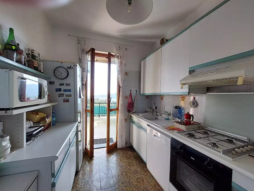 Immagine 7 di Quadrilocale in vendita  in VIA CORNICE DI S. AMBROGIO 88 a Rapallo