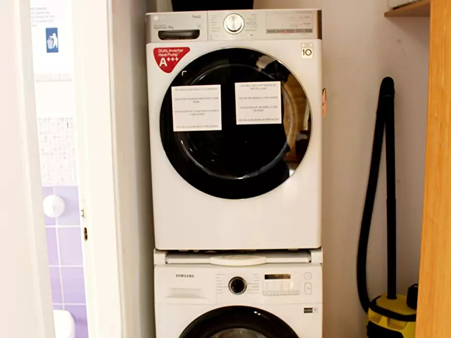 Immagine 22 di Camera in affitto  in Via Argenteria  19 a Palermo