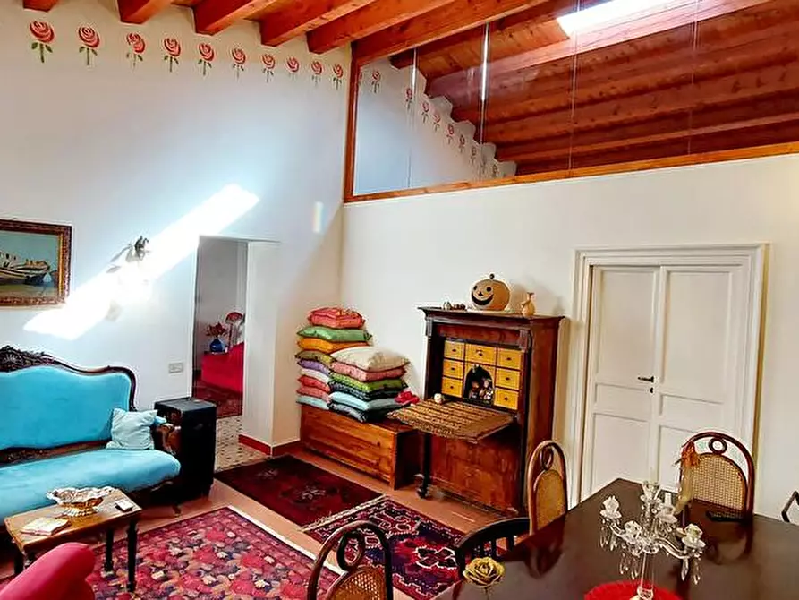 Immagine 18 di Camera in affitto  in Via Argenteria  19 a Palermo