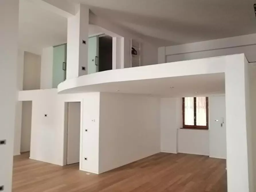 Immagine 3 di Appartamento in vendita  a Ascoli Piceno