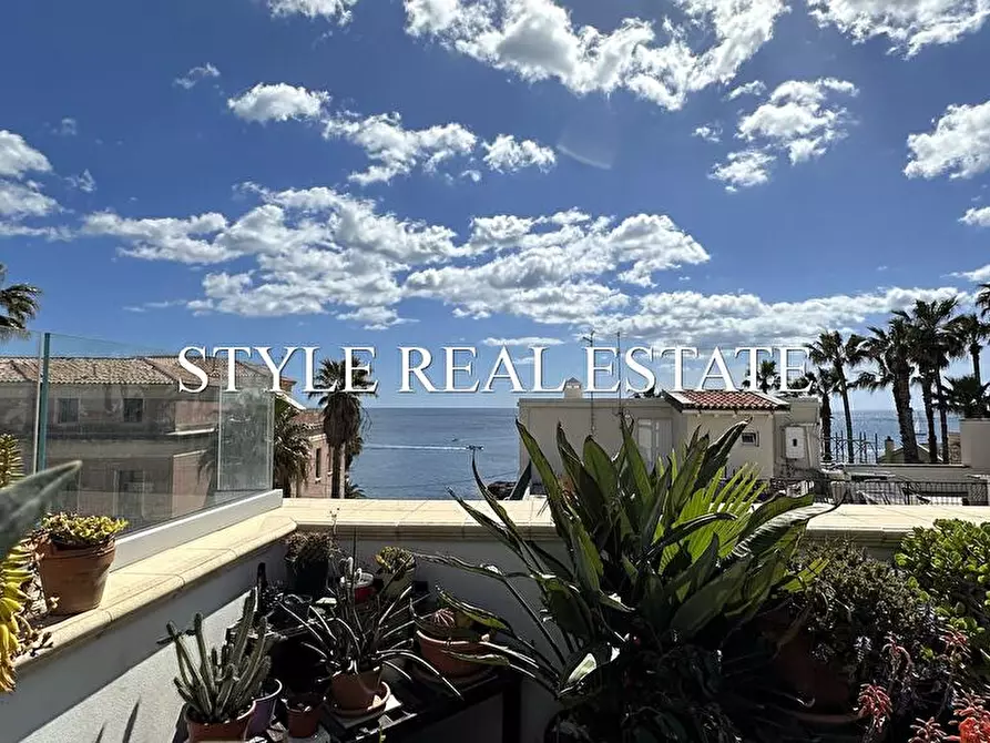 Immagine 20 di Appartamento in vendita  in Via Cimone 10 a Siracusa