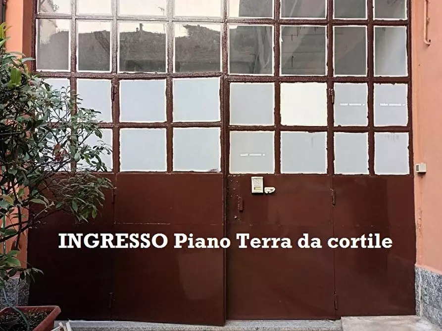 Immagine 1 di Locale commerciale in affitto  in via Alessandro Astesani  16 a Milano