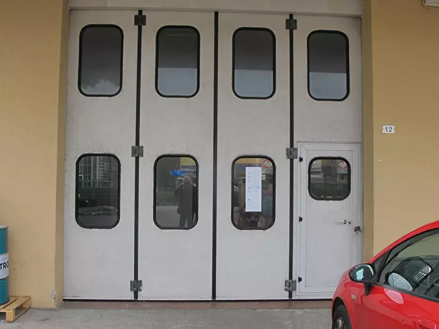 Immagine 8 di Attività artigianale in affitto  in via sassonia 12 a Rimini