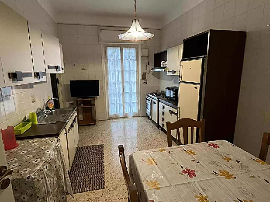 Immagine 1 di Stanza singola in affitto  in via Principe Amedeo  313 a Taranto