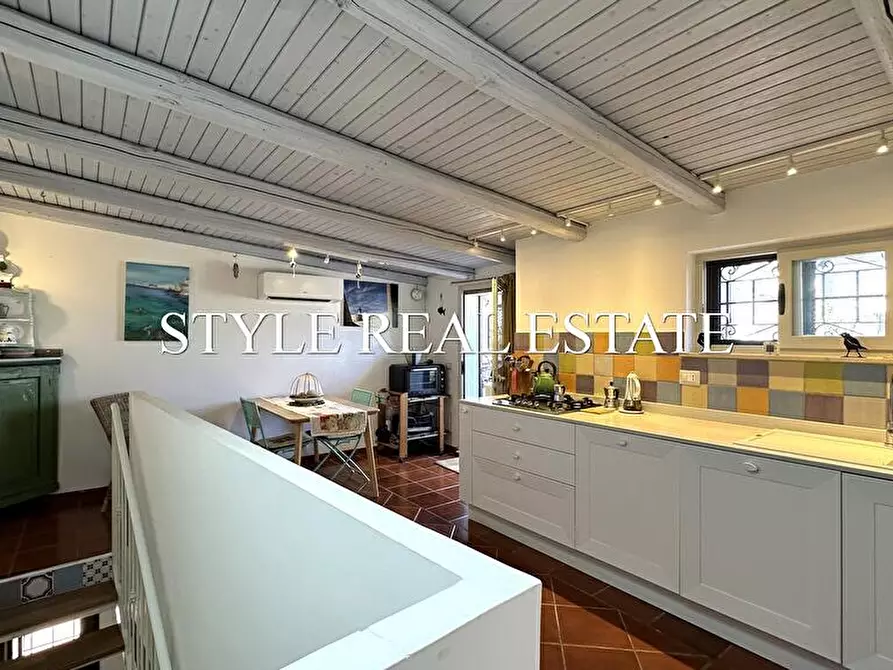 Immagine 6 di Appartamento in vendita  in via logoteta a Siracusa