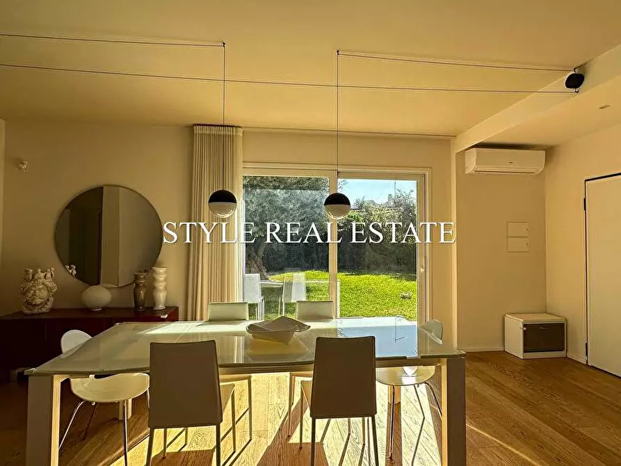 Immagine 15 di Villa in vendita  in Professore Lino Romano 25 a Siracusa