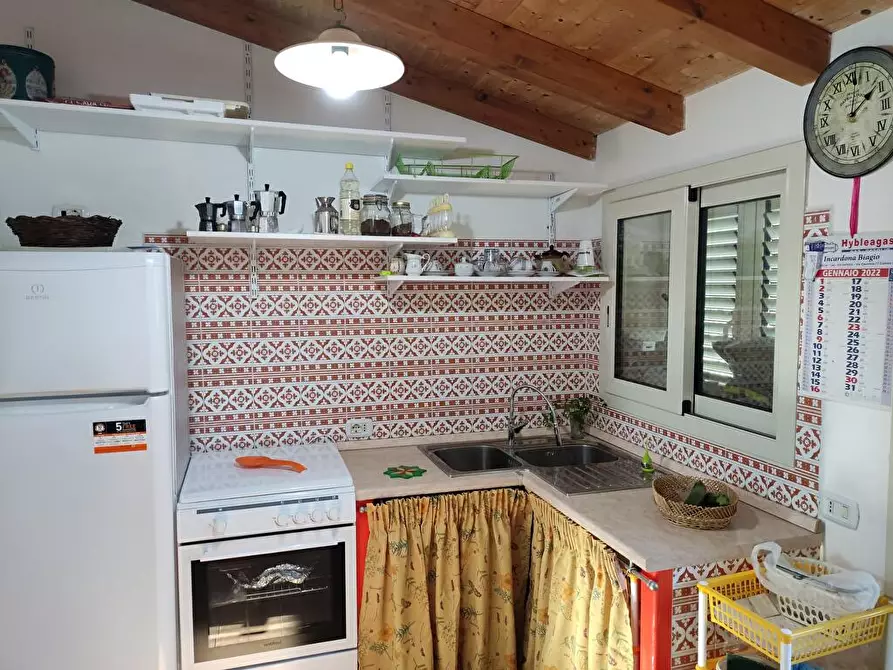 Immagine 2 di Casa indipendente in affitto  a Comiso