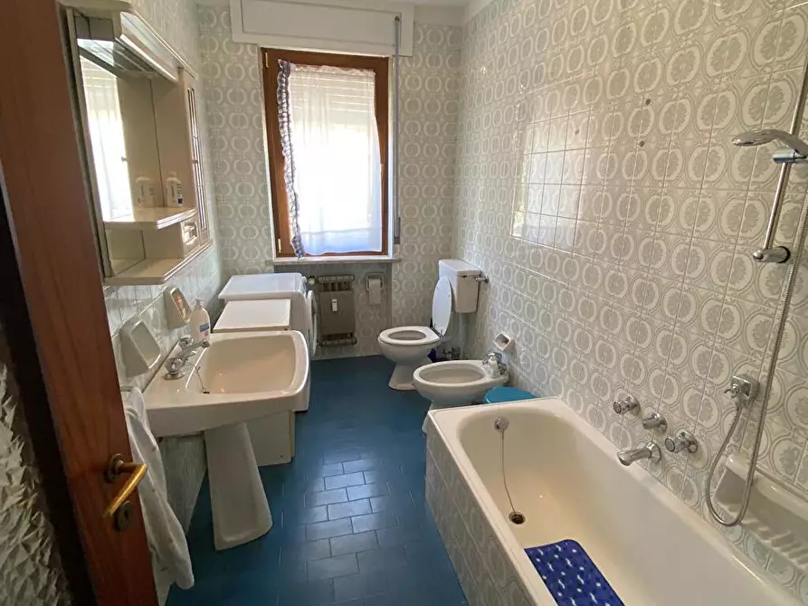 Immagine 3 di Appartamento in affitto  a Aosta