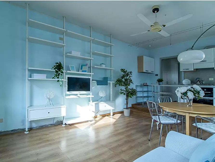 Immagine 2 di Appartamento in affitto  a Parma