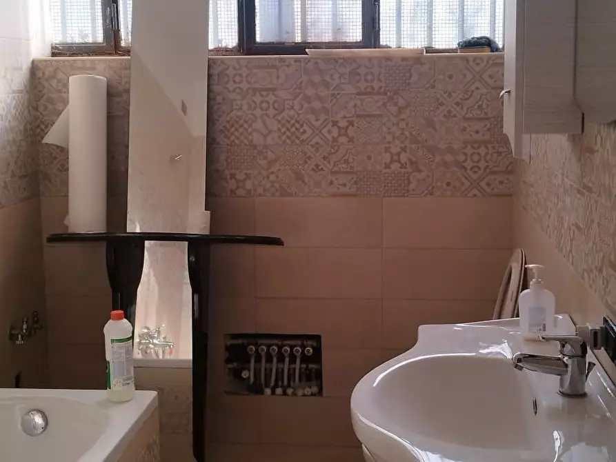 Immagine 9 di Appartamento in vendita  in Via Piazza Lago 15 a Sarno