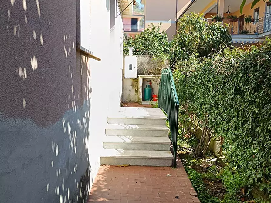 Immagine 2 di Casa semindipendente in vendita  in via chiusa 2 a Ascea