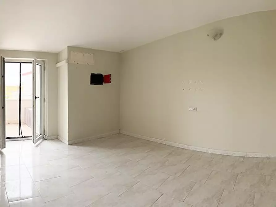 Immagine 13 di Appartamento in vendita  in Via Lago Patria 130 a Giugliano In Campania