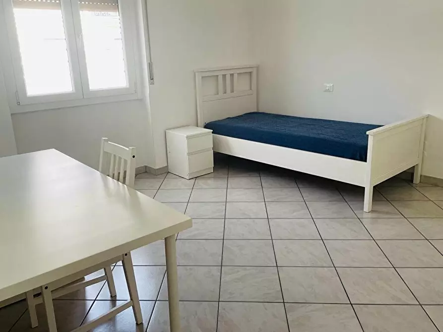 Immagine 1 di Stanza singola in affitto  in Via Garibaldi snc a Dalmine