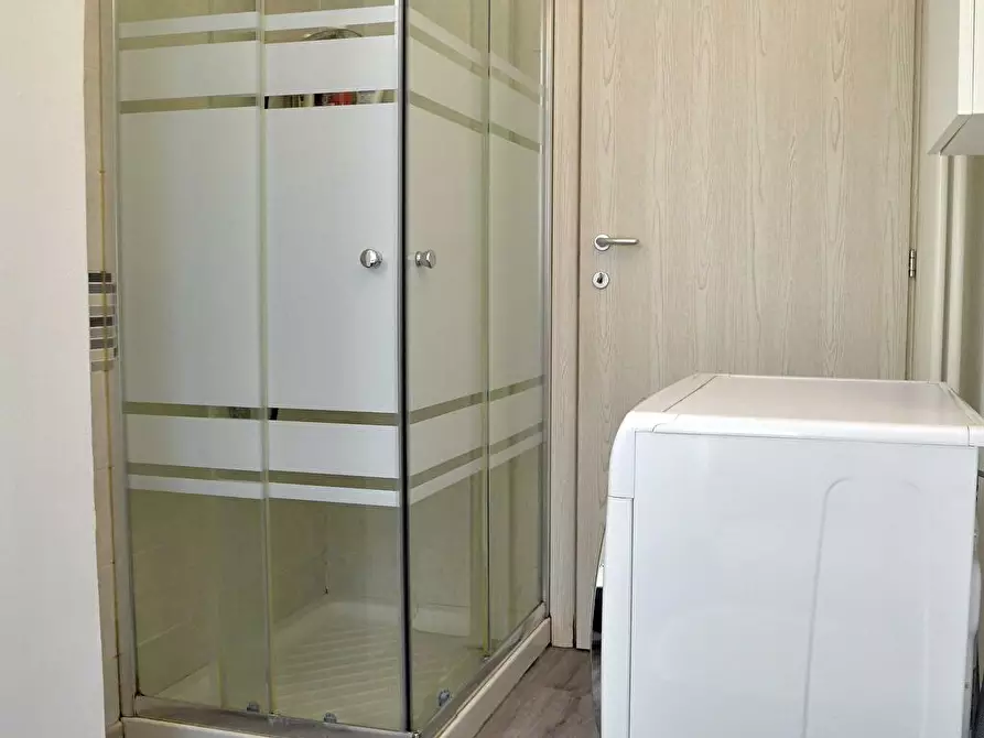 Immagine 11 di Bilocale in vendita  in Via Seminario 34b a Lecco