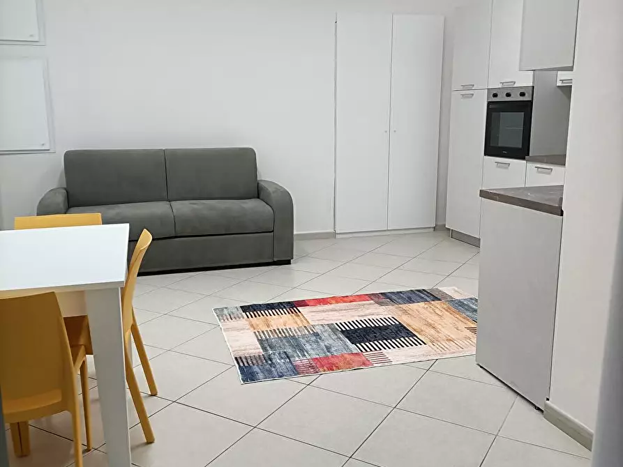 Immagine 1 di Monolocale in affitto  a Andria