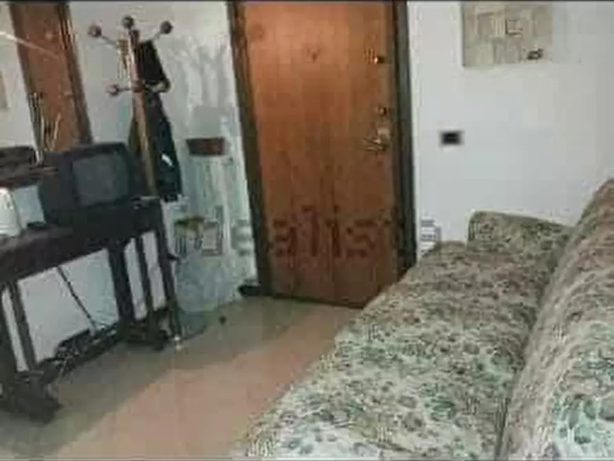 Immagine 2 di Appartamento in affitto  a Teramo