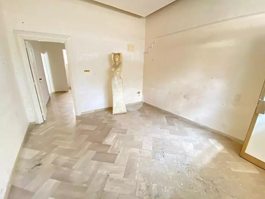 Immagine 12 di Attività commerciale in vendita  in p.tta Mercato  2 a Manfredonia