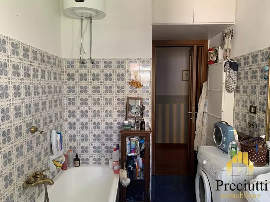 Immagine 17 di Appartamento in vendita  in VIA ANTONIO SOGLIANO 46 a Roma