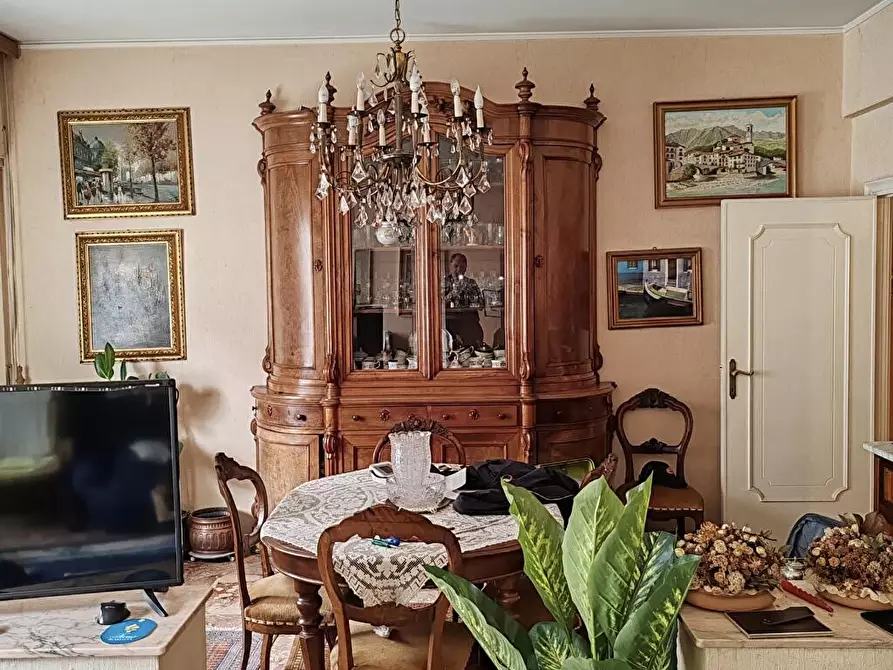 Immagine 5 di Appartamento in vendita  in Via Leonardo Montaldo  8b a Genova