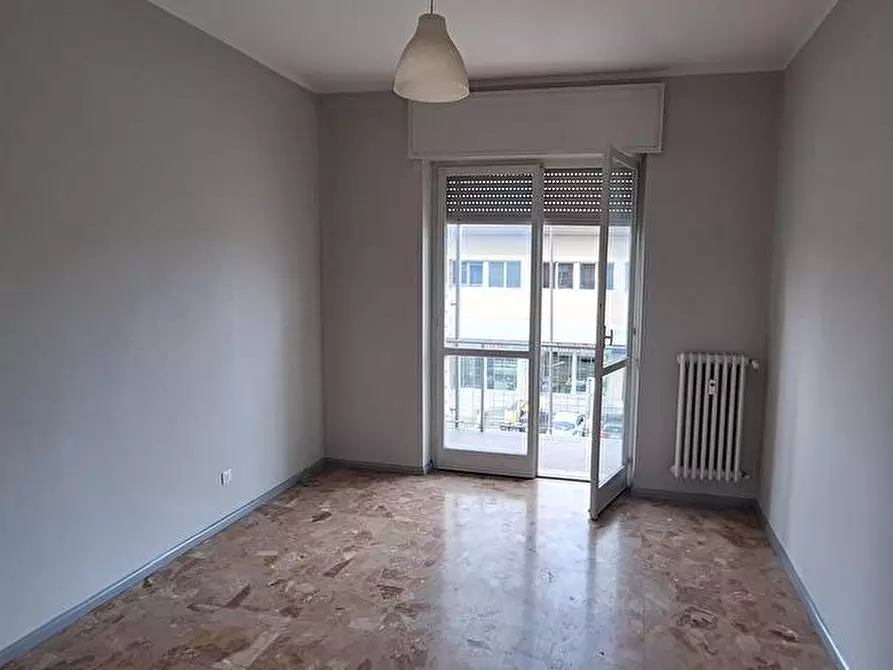 Immagine 8 di Appartamento in vendita  in corso alessandria  249 a Asti