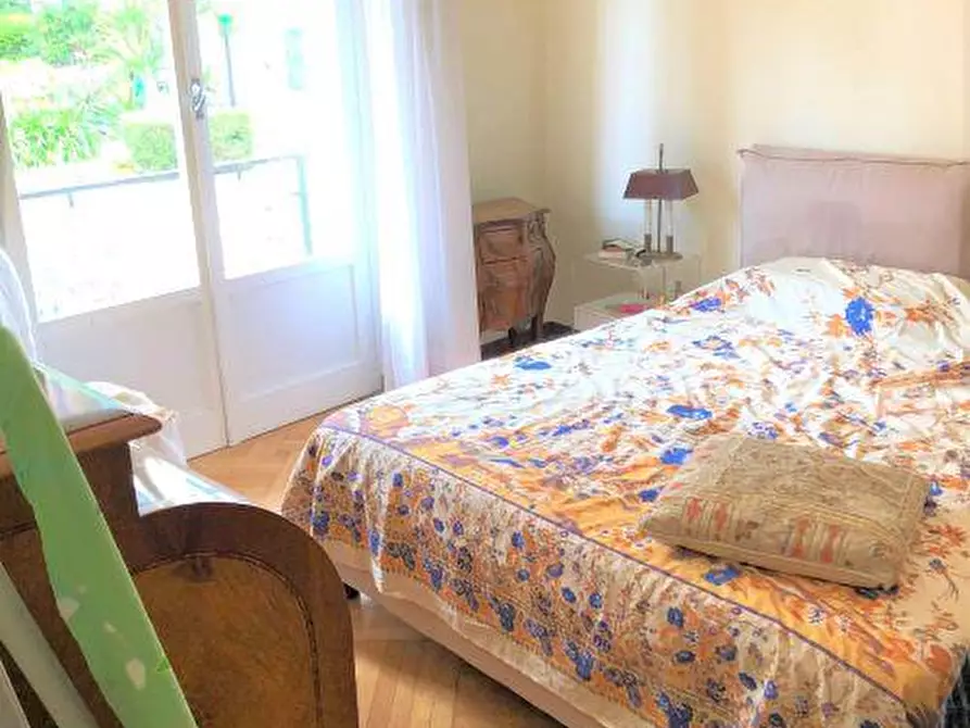 Immagine 5 di Appartamento in vendita  in VIA PIETRAFRACCIA 15 a Rapallo