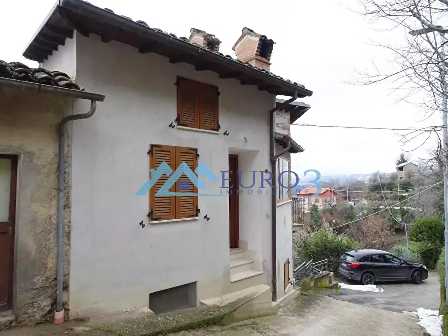 Immagine 3 di Casa di paese in vendita  in trivigliano 1 a Ascoli Piceno