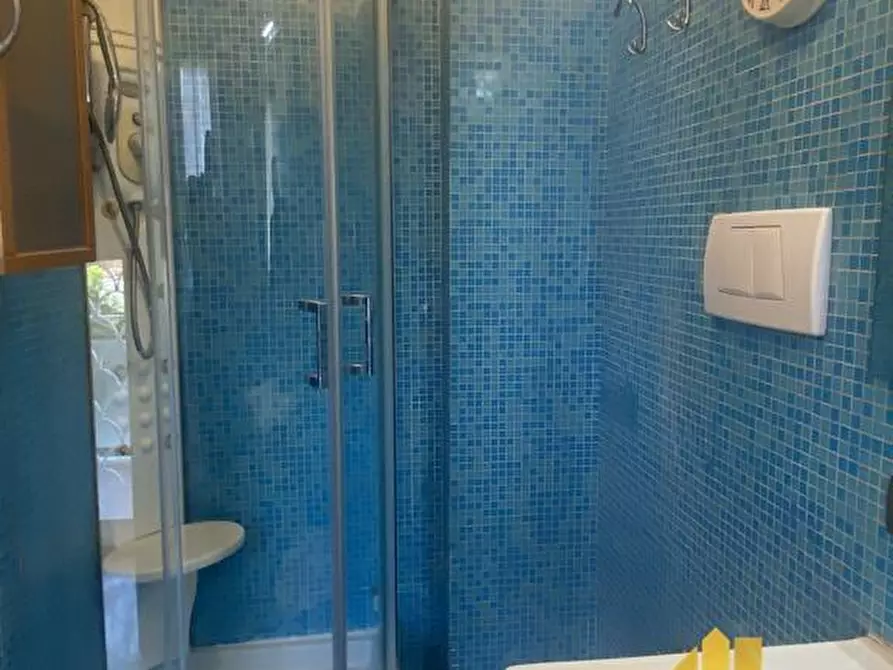 Immagine 14 di Appartamento in vendita  in VIA VINCENZO VELA 35 a Roma