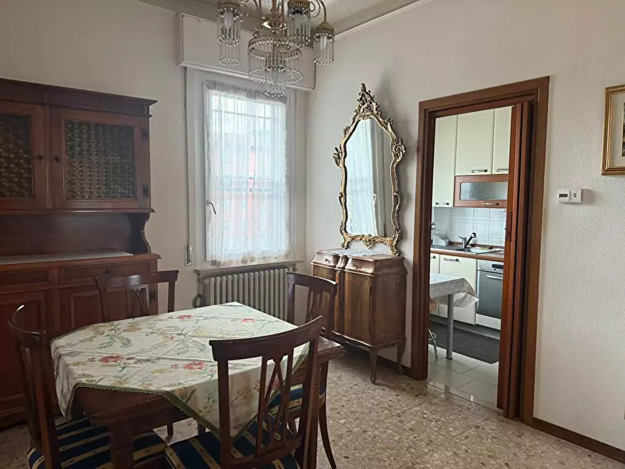 Immagine 4 di Appartamento in affitto  a Borgo Val Di Taro