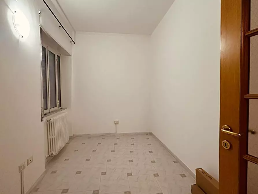 Immagine 4 di Appartamento in affitto  in viale Mellusi  58 a Benevento