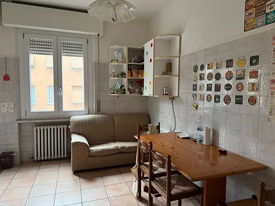 Immagine 2 di Appartamento in affitto  a Parma
