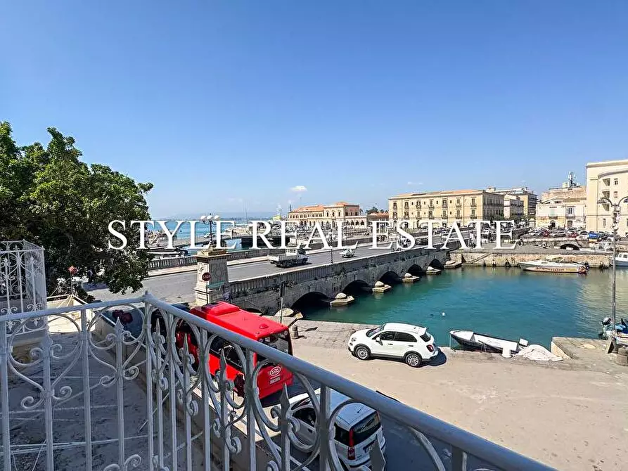 Immagine 23 di Appartamento in vendita  in Via Piazza Pancali - a Siracusa