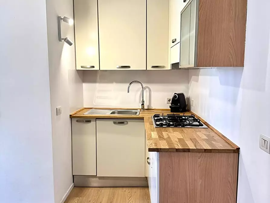 Immagine 13 di Monolocale in affitto  in via fioravanti 3 a Milano