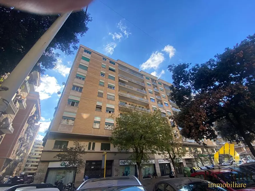 Immagine 2 di Appartamento in vendita  in VIA FRANCESCO GRIMALDI 141 a Roma
