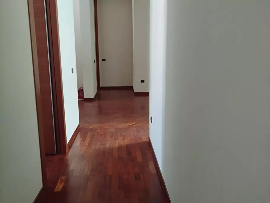 Immagine 22 di Appartamento in vendita  in via principe Amedeo  222 a Taranto