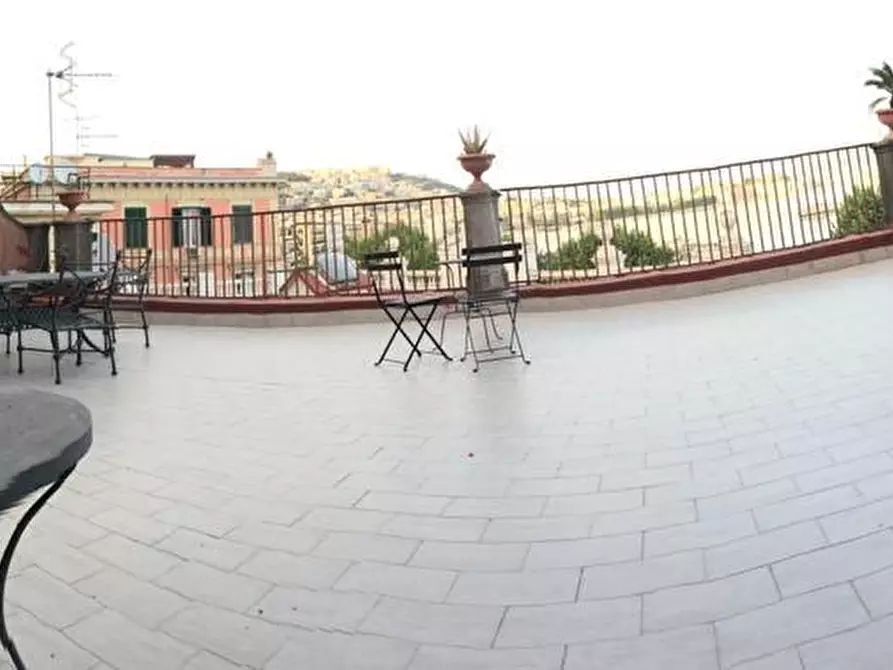 Immagine 8 di Appartamento in affitto  in Via Mergellina  35b a Napoli