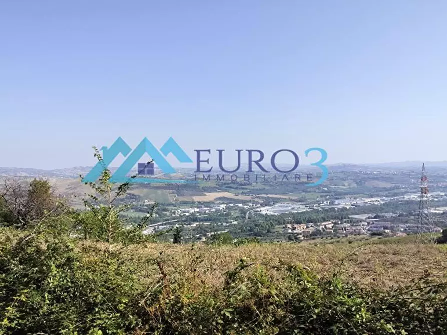 Immagine 3 di Terreno in vendita  in PIANE DI MORRO 1 a Folignano
