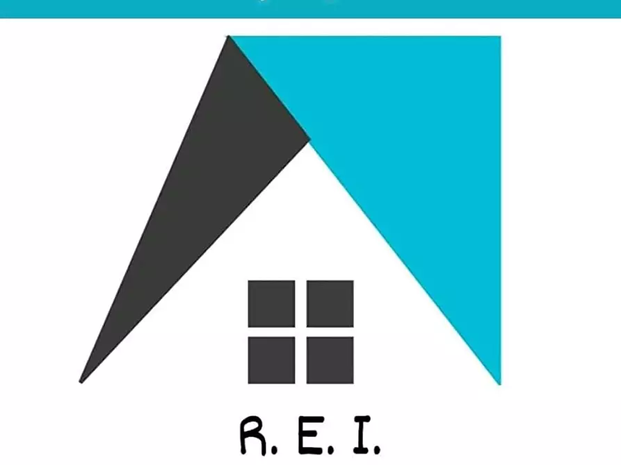 Immagine 1 di Locale commerciale in vendita  in VIA NITTI 27 a Taranto