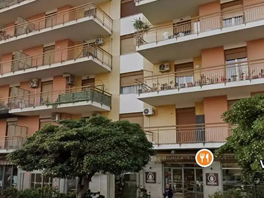 Immagine 1 di Abitazione tipica in affitto  a Palermo