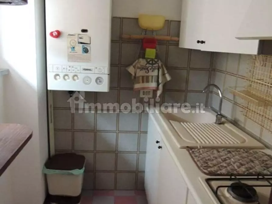Immagine 2 di Appartamento in affitto  a Laveno-Mombello