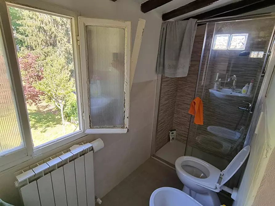 Immagine 3 di Camera in affitto  a Pescaglia